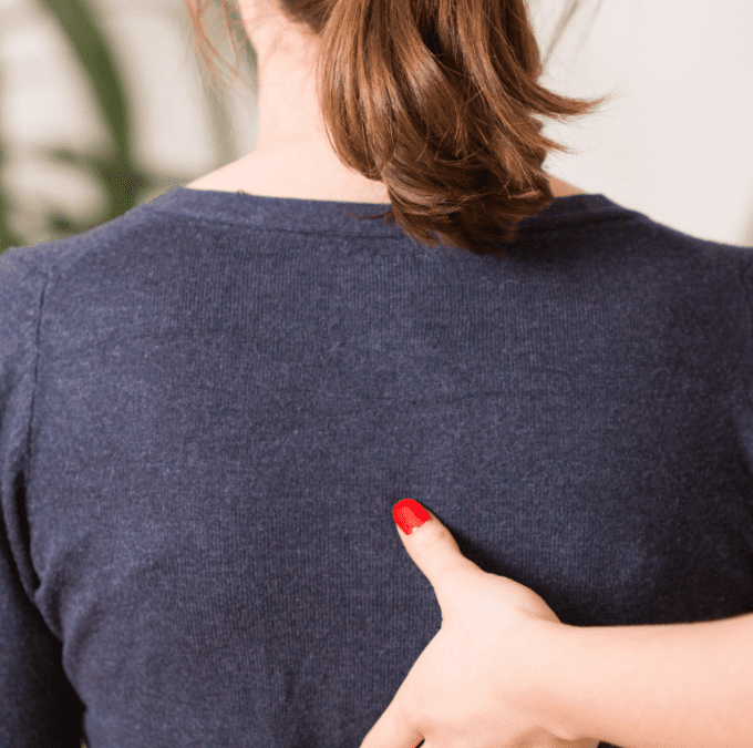 How Improved Posture Leads to Reduced Shoulder Pain By Dr. Samantha Dove